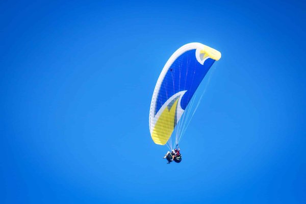 Baptême de parapente à Annecy : faites confiance à un professionnel